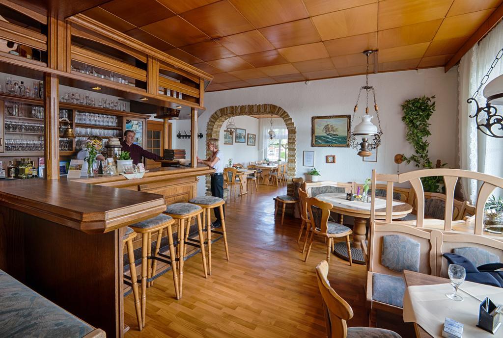Hotel Elbterrassen Zu Brambach à Dessau-Rosslau Extérieur photo